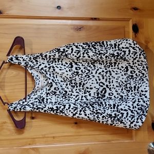 Sleeveless tank top animal print small